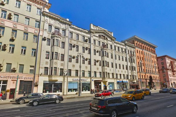 Тверская, 1-я Тверская-Ямская и Большая Никитская – самые пустующие торговые улицы в центре Москвы
