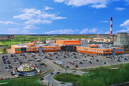 В первые два месяца ТРЦ «Макси» в Кирове посетили более 1 млн человек