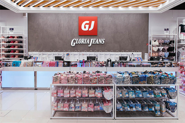 Gloria Jeans открывает третий фирменный магазин в Саранске