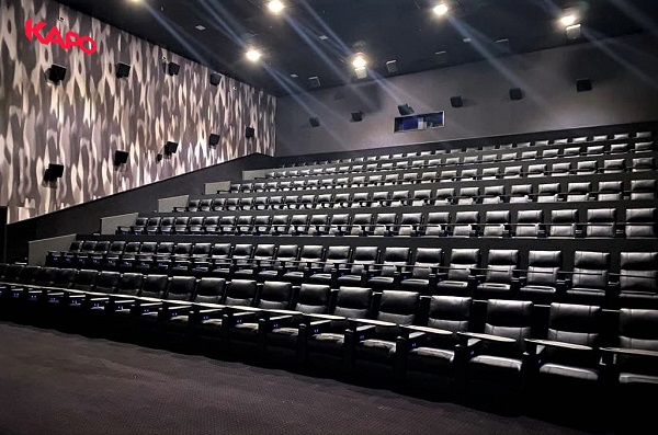 В московских райцентрах «Место встречи» открываются кинотеатры «КАРО»
